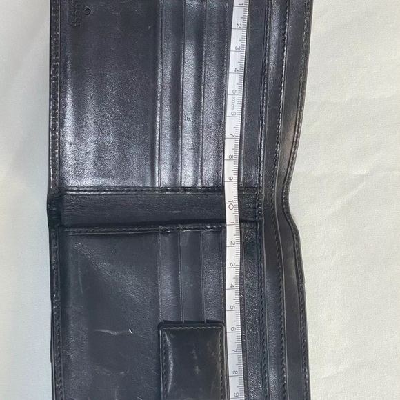 GUCCI Black Bi-fold Wallet Punching Design GG 115080 2067 - Picture 12 of 15